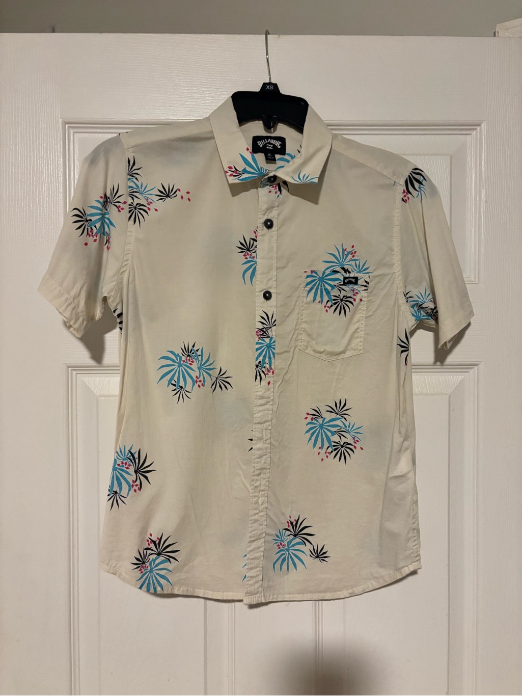 Billabong Cream Short-Sleeve Button-Down With Blue And Black Palm Print